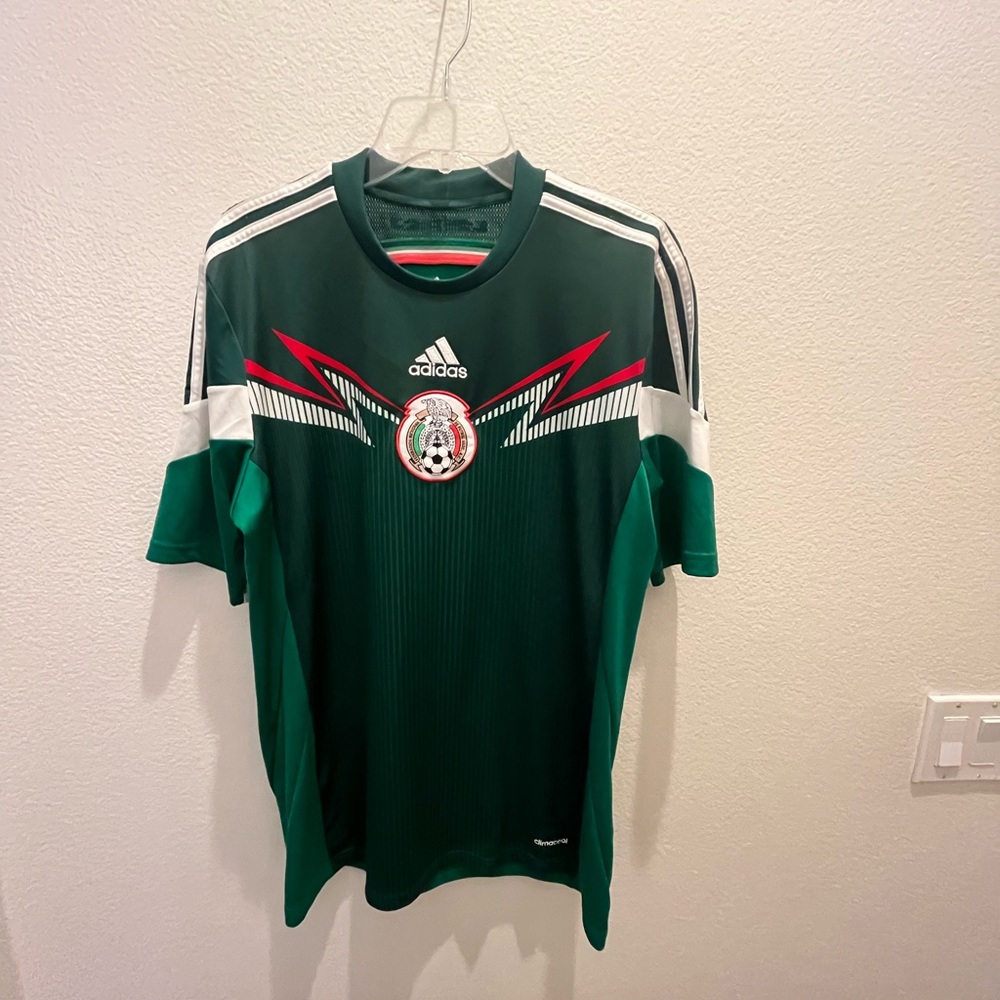 Mexican team Jersey/ tags off but never worn